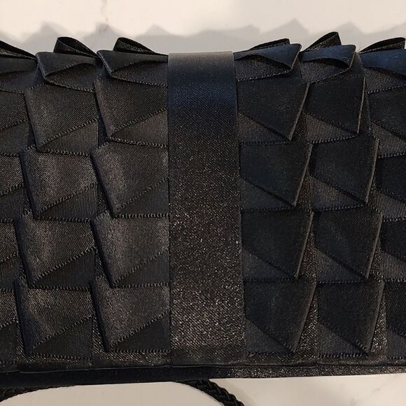 Jessica McClintock Black Pleated Shoulder/Clutch Evening Baguette Bag - Picture 5 of 10